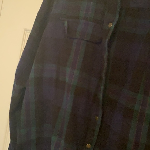 Amisu Flannel - Picture 2 of 9